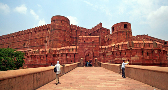  Agra Red Fort